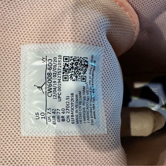 Jordan 1s - Picture 7 of 7